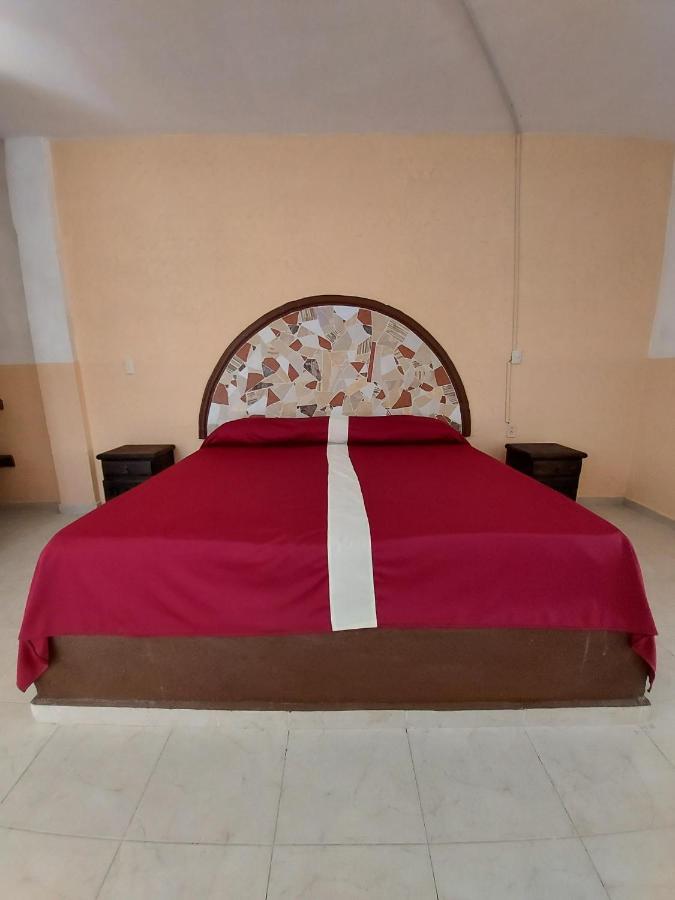 Auto Hotel Jardines De Amatitlan Cuernavaca Ngoại thất bức ảnh