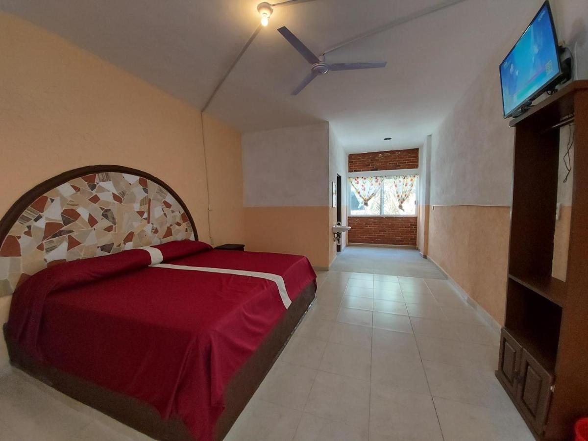 Auto Hotel Jardines De Amatitlan Cuernavaca Ngoại thất bức ảnh
